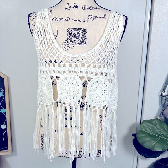 Woven Heart Crochet Fringe Tank Top size Medium - Picture 6 of 8